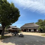 モクモク雲と青空に包まれて。夏の午後、難波田城へ — のどかな田園風景とともに